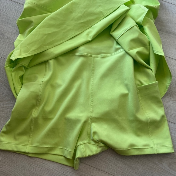 Argue sharp green neon dress w shorts and sports bra - Picture 3 of 6